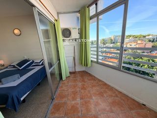 Lloguer Pis  Calle jardiel poncela, 7. Alquiler de larga estancia en son caliu  2 dormitorios, piscina