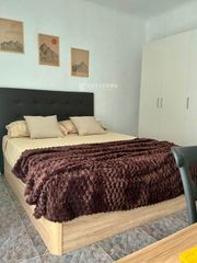 Rent Flat  Calle doctor buades, 23. Keystone alquila  piso en alicante  1.900