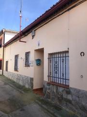 Maison à Calle adolfo sandoval 2. Casa en venta fontiveros