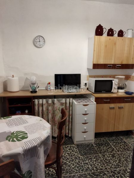 Foto 78e5c61c-73bd-4945-8c7b-c7b3a2089eb7. Casa a calle cantarranas 10 a Adanero