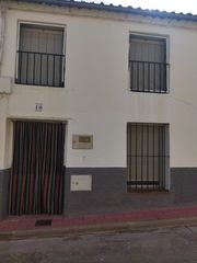 Casa  Calle cantarranas 10. Casa en venta adanero