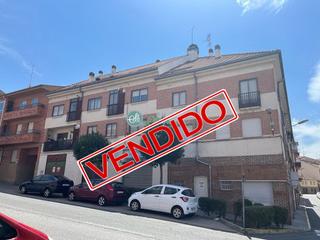 Appartement à Via Romana. Piso en venta en san lorenzo, 4 dormitorios.