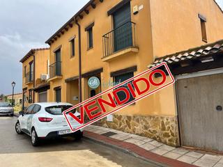 Xalet a Huertos (Los). Chalet en venta en huertos los, 3 dormitorios.