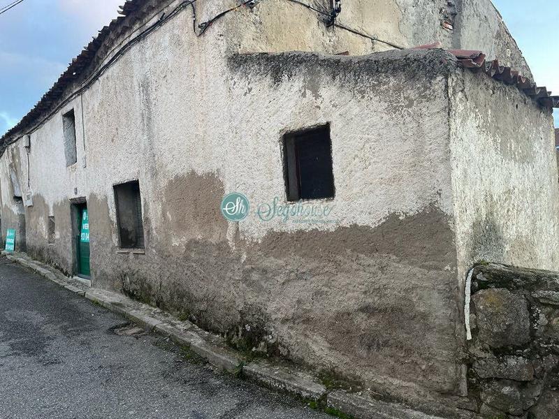 Foto b7dabbcc-41ad-4ec9-8956-cde8b1c6b5a9. House in Área Rural Segovia