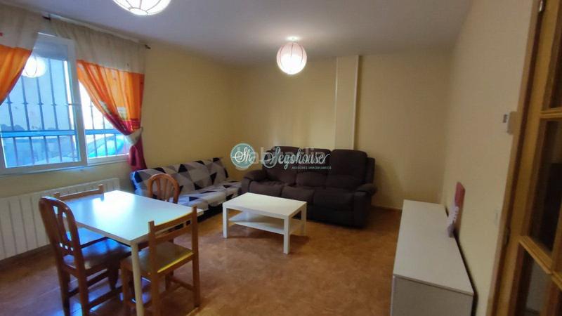 Foto 8e8ea9d5-27b1-4b54-8333-e5480c55e00e. Flat with heating parking in Hontanares de Eresma