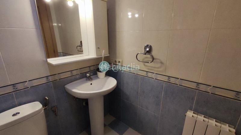 Foto a06a2e81-c38c-48f2-9fb9-5dbda3dff1ca. Flat with heating parking in Hontanares de Eresma