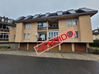 Aparcament cotxe a Palazuelos de Eresma. Garaje en venta en parque robledo.