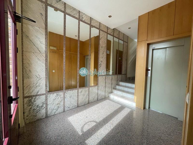 Foto 8ea85e1f-ab49-42fb-835d-6b0488435bd9. Appartement avec chauffage parking dans San Lorenzo - San Marcos Segovia