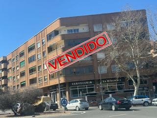 Pis a José Zorrilla - Padre Claret. Piso en venta en josé zorrilla  cristo del mercado, 4 dormitorio