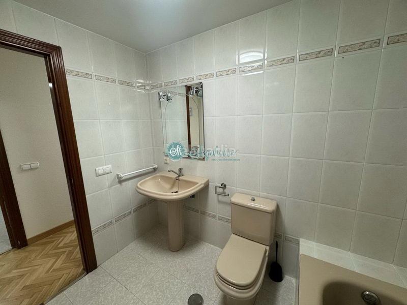 Foto 348c651e-7c41-495f-9121-76e364224eb6. Appartement avec chauffage dans Via Romana Segovia