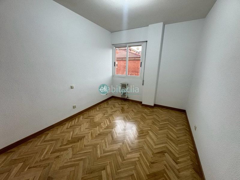 Foto 38801a56-f1ac-4812-9384-de8b0f2efa8a. Appartement avec chauffage dans Via Romana Segovia