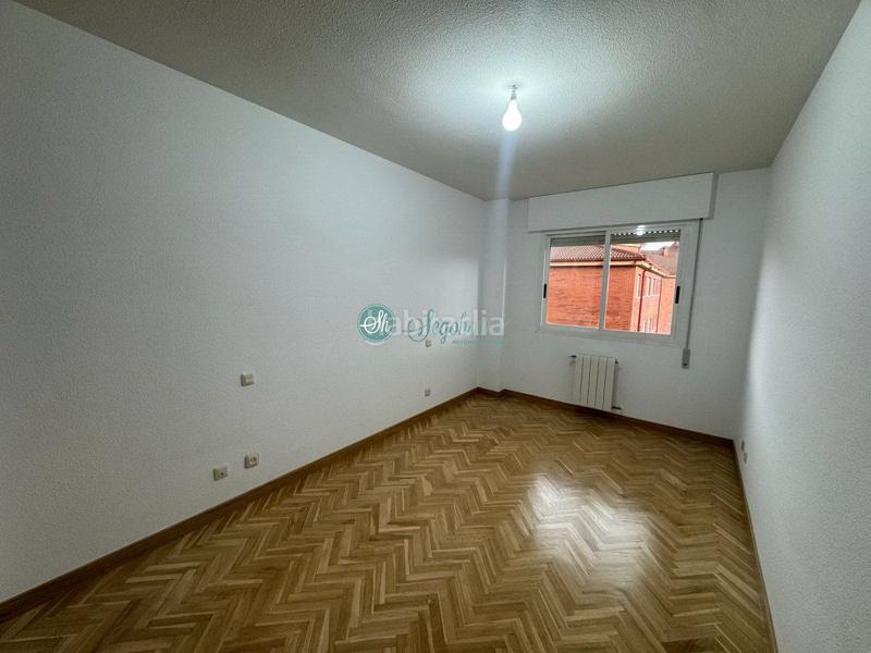 Foto 69478be9-cc2d-40f9-8a95-ac4c612e5e28. Appartement avec chauffage dans Via Romana Segovia