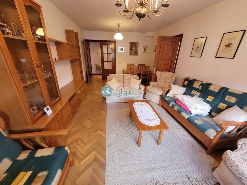 Foto 03f24b98-ee56-48e4-9b17-ccc40e64d66b. Apartament amb calefacció piscina a Via Romana Segovia