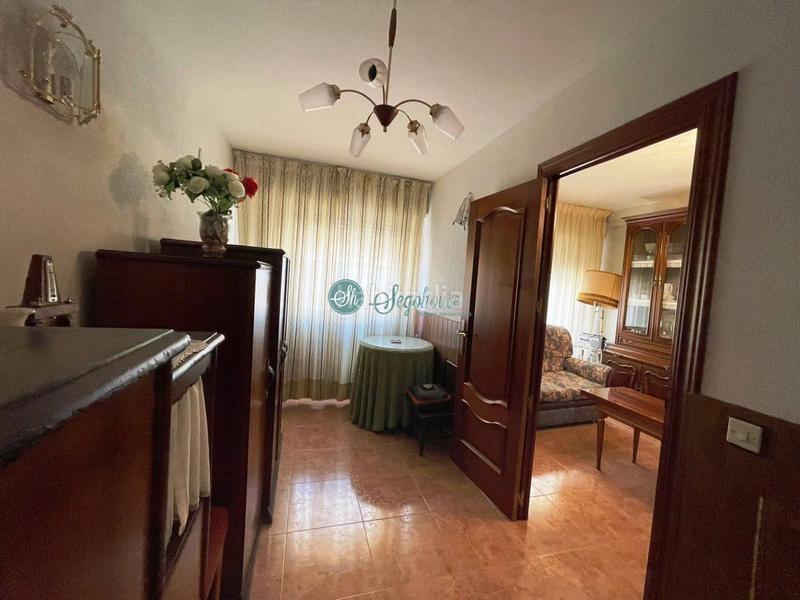 Foto b9637c08-2a67-4383-92fc-b4f661895819. Piso  en venta en El Carmen, 3 dormitorios. en Segovia