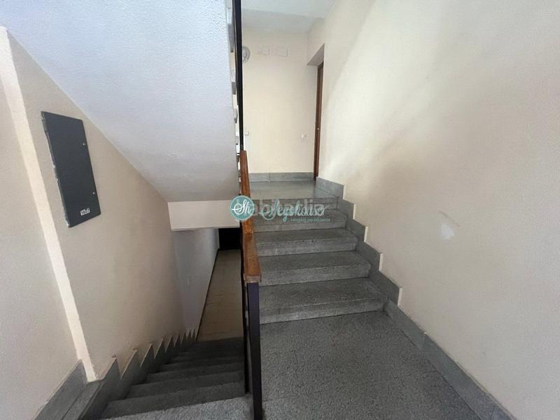 Foto 228626c9-1a4b-44cb-93d3-99c506ce16fa. Piso  en venta en vía roma, 4 dormitorios. en Segovia