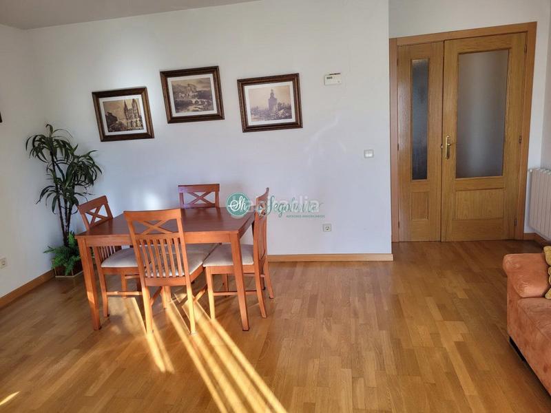 Foto 27f79194-f57f-49d9-8771-0fa14594918e. Piso  en venta , 3 dormitorios. en Palazuelos de Eresma