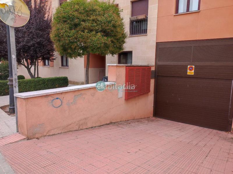 Foto 2ac95c67-f6f3-4380-99cc-efea3d3b3e68. Piso  en venta , 3 dormitorios. en Palazuelos de Eresma