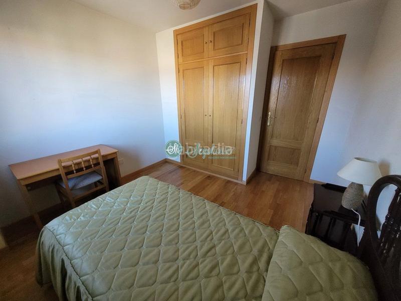 Foto 4dcb96cb-64ad-42b5-ac82-283df9fdc349. Piso  en venta , 3 dormitorios. en Palazuelos de Eresma