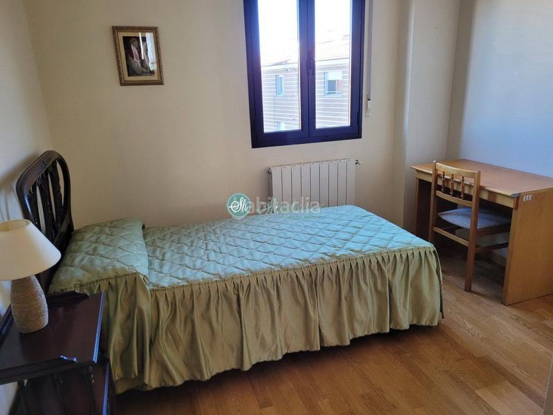 Foto 70ef5d75-e776-4437-ad81-73132c02a990. Piso  en venta , 3 dormitorios. en Palazuelos de Eresma