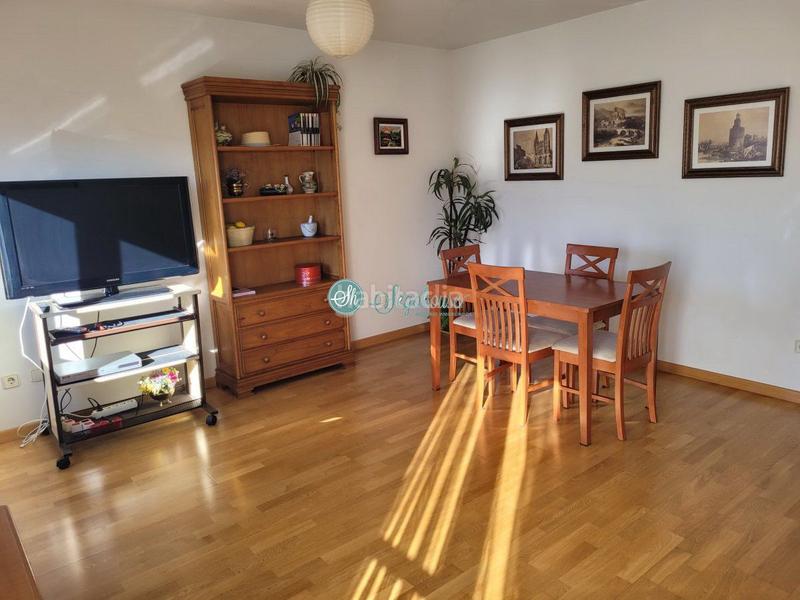 Foto 7765345e-650e-4e9e-a5cd-c44ce1069142. Piso  en venta , 3 dormitorios. en Palazuelos de Eresma