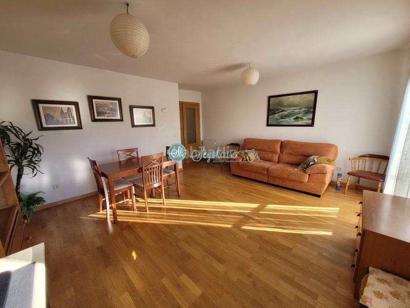 Foto 81dec9a9-b026-49e1-860c-743e2dca7688. Piso  en venta , 3 dormitorios. en Palazuelos de Eresma