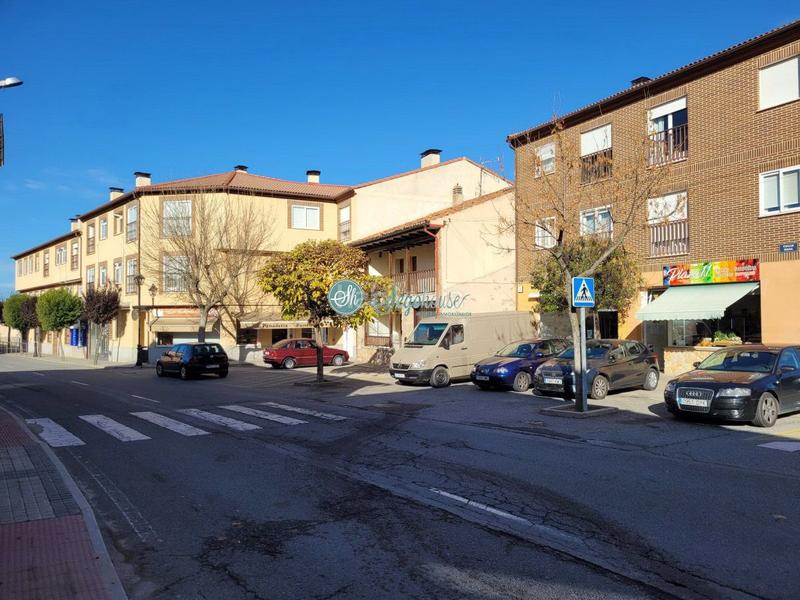 Foto bef35cca-6848-4ffb-8f00-d4daef0af7be. Piso  en venta , 3 dormitorios. en Palazuelos de Eresma