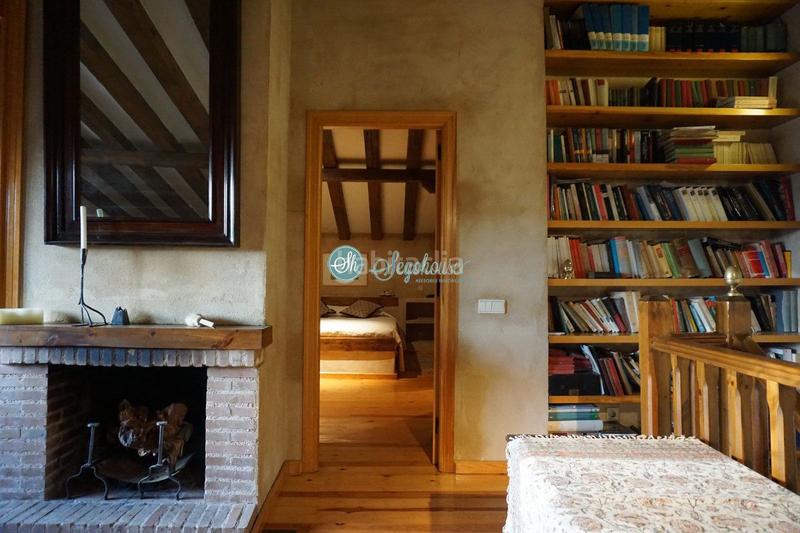 Foto 185b03a3-3f85-421d-886e-e16ef5affc56. Casa amb calefacció aparcament a Orejana