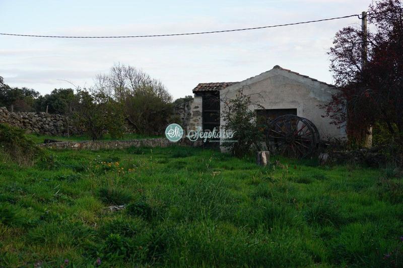 Foto 3502947e-eaf4-4e6e-a3e9-3053f67c08bf. Casa amb calefacció aparcament a Orejana