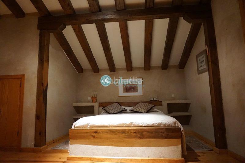 Foto 629c5125-3fd8-4f72-a40f-dc2334f6d050. Casa amb calefacció aparcament a Orejana