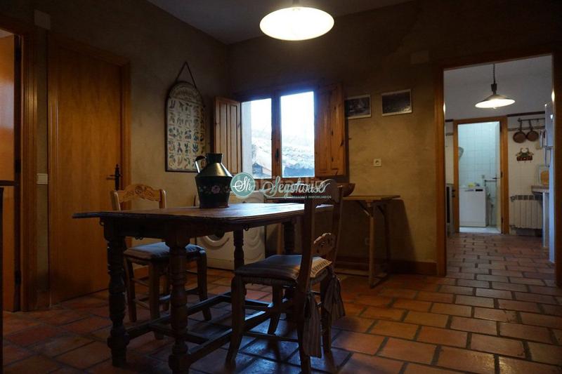 Foto 81163bd0-033a-456c-9b6d-4a3ac9ab0471. Casa amb calefacció aparcament a Orejana