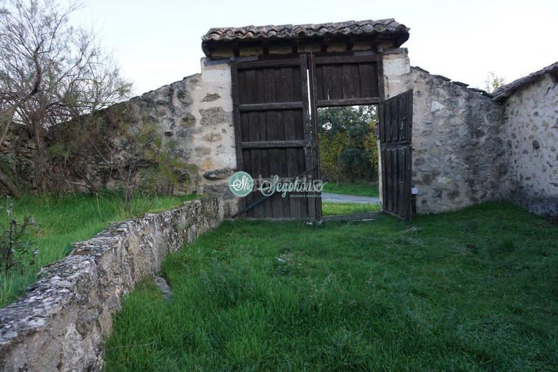 Foto 9fc38103-c8ef-4484-8b51-1322b105a1d1. Casa amb calefacció aparcament a Orejana