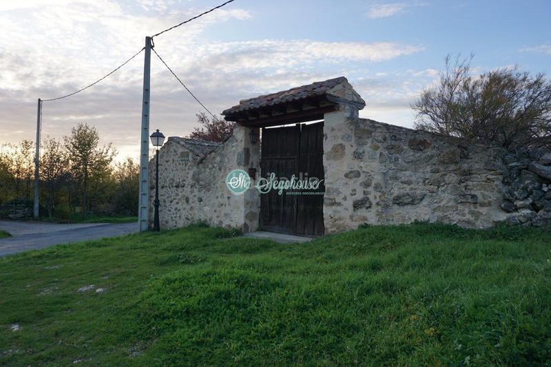 Foto a3fde021-cb4d-4ee5-859e-8d6911532f70. Casa amb calefacció aparcament a Orejana