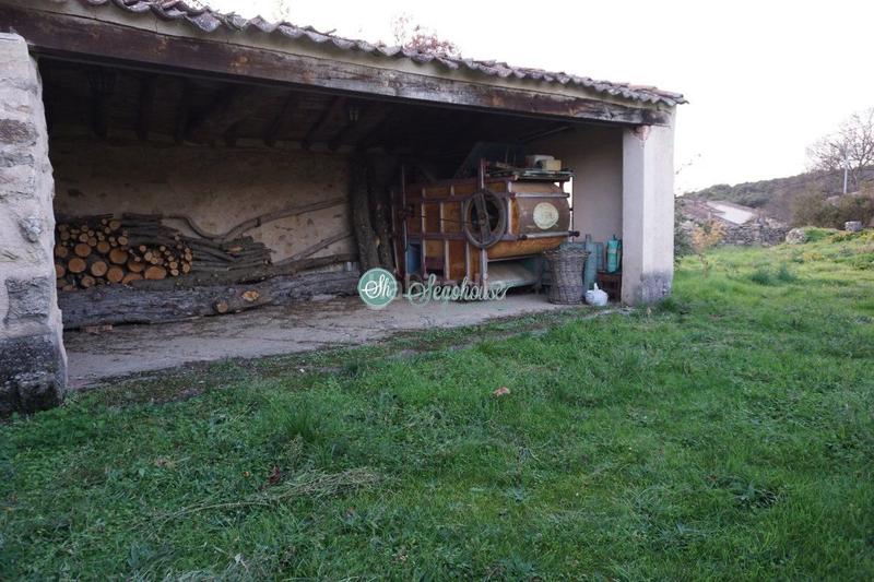 Foto aa639d45-0ddf-4e16-9cd3-509d0e74c9ee. Casa amb calefacció aparcament a Orejana