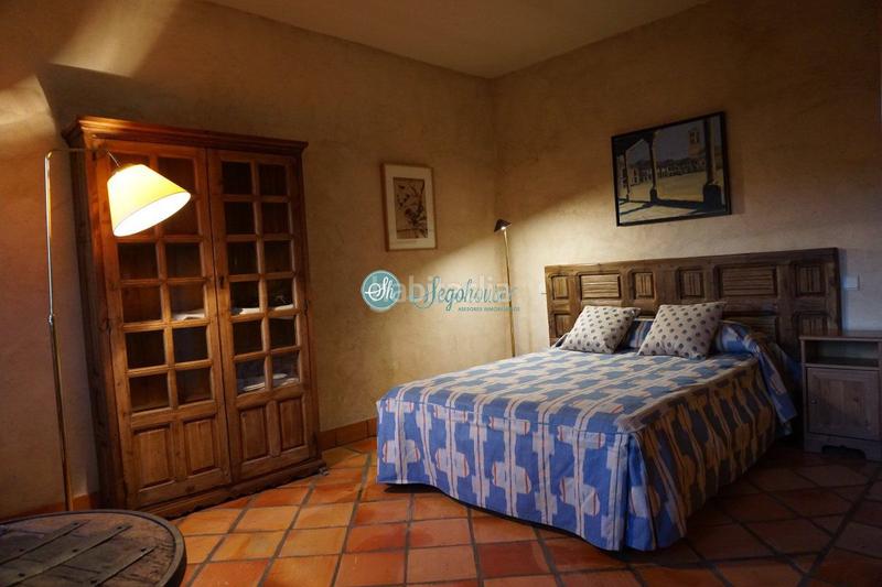 Foto fe4dcf22-29e1-4b5c-8ff6-ce6de2d201ca. Casa amb calefacció aparcament a Orejana