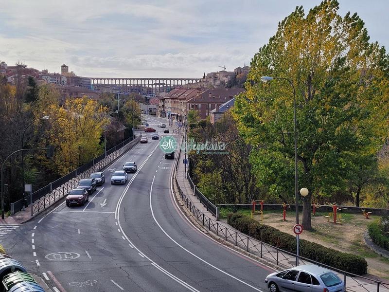 Foto 383fc460-8bf5-4791-87a3-1758e8de28d8. Pis a Via Romana Segovia