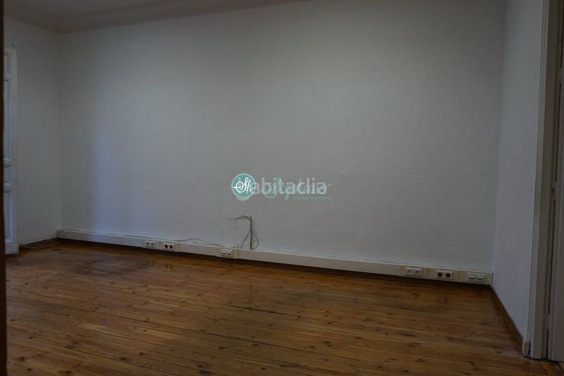 Foto fa06b89c-f4cd-4bb5-8a48-421bea093bea. Pis amb calefacció a Centro Segovia