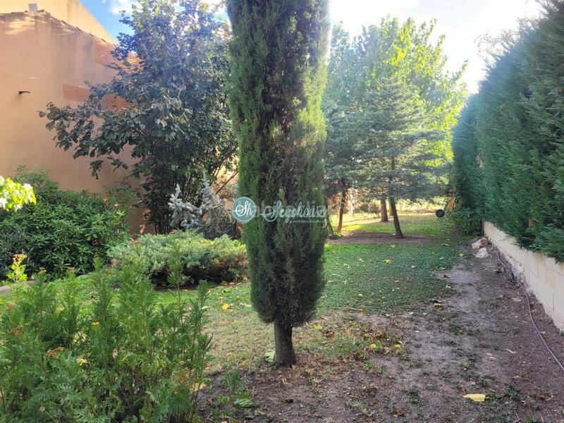 Foto 7b3c4df7-a6d7-4fb0-89e6-681b02d28555. Maison avec chauffage parking piscine dans Espirdo