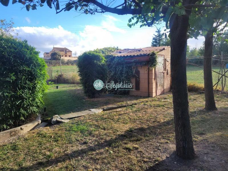 Foto 84f675ba-bc08-4936-9014-9dd38c3e4c91. Maison avec chauffage parking piscine dans Espirdo