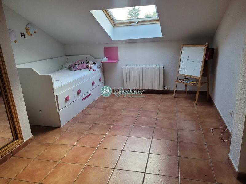 Foto c9188003-1741-4c7f-b2e0-0d23c734790b. Maison avec chauffage parking piscine dans Espirdo