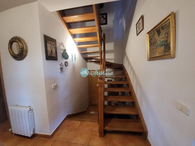 Foto cc2bb8af-3fb8-4e75-8561-322836916e92. Maison avec chauffage parking piscine dans Espirdo