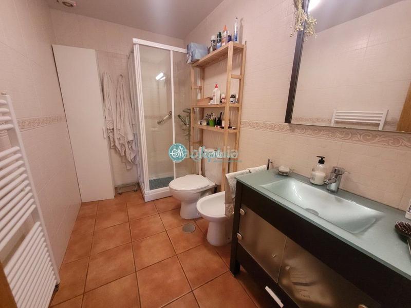 Foto ff4f7e35-8bc7-4716-ae1c-e6f4b4121565. Maison avec chauffage parking piscine dans Espirdo