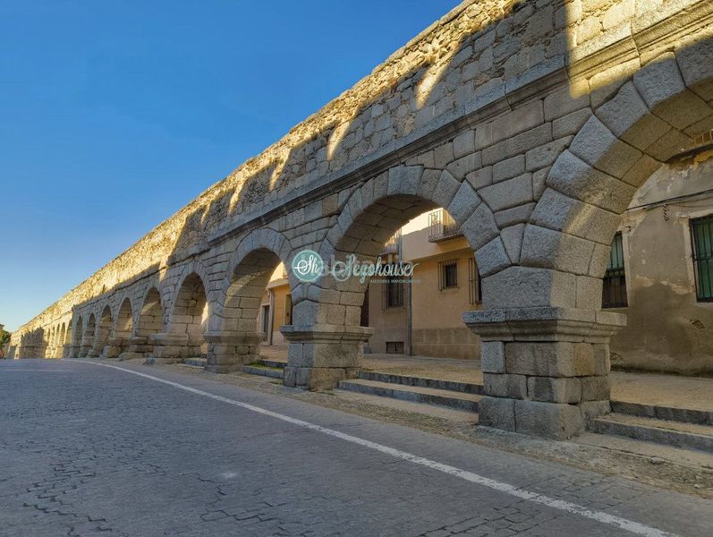 Foto cc947fbf-5353-4825-bd9a-6396ce47d0ea. Pis amb calefacció aparcament a Centro Segovia