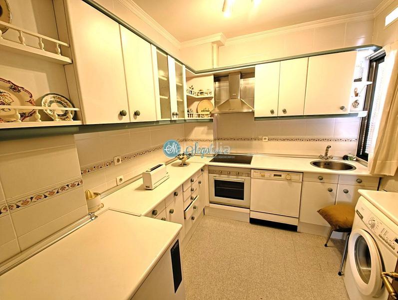 Foto cfc8f090-8146-4742-b98f-5a64e7d9367f. Piso  en venta en centro universidad, 3 dormitorios. en Segovia