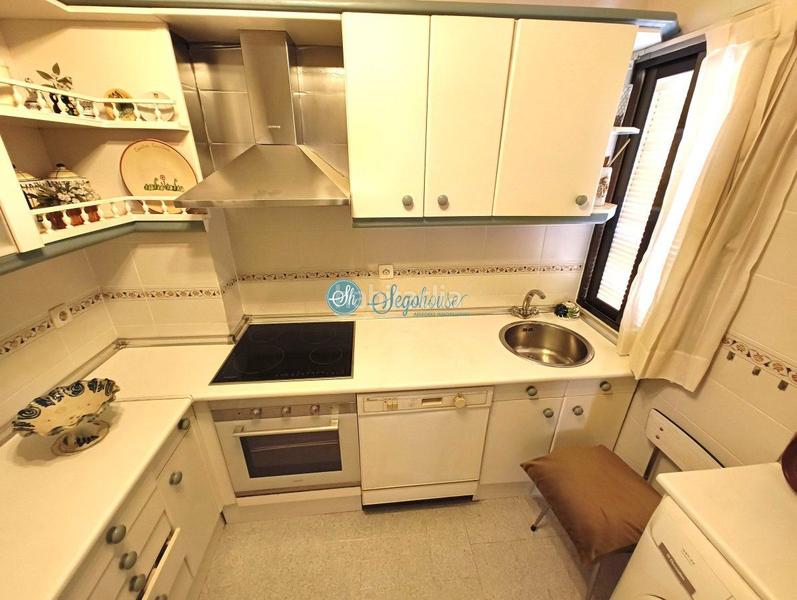 Foto f05f1cc3-de1a-4c52-9ab8-c8912f899e5e. Piso  en venta en centro universidad, 3 dormitorios. en Segovia