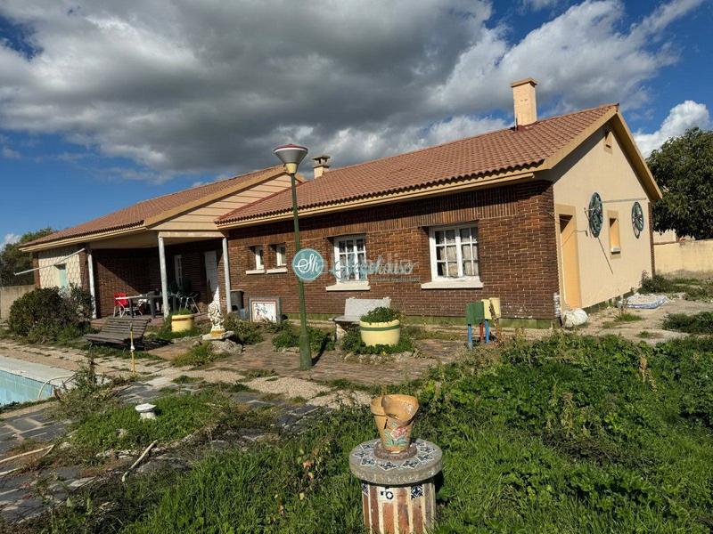 Foto 90b4da04-486d-4b12-b538-94f5912c89ea. Xalet a Trescasas