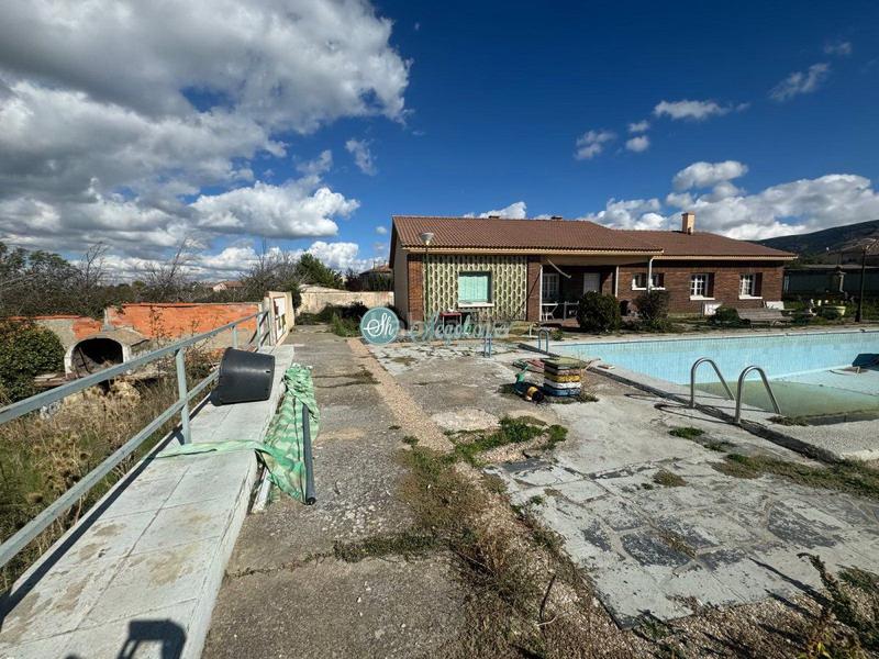 Foto dc4ba2eb-6aae-4950-8b66-4130f2cb7138. Xalet a Trescasas