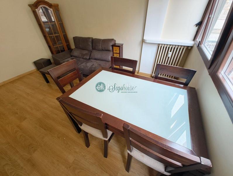 Foto e2bd9157-a89a-4279-853a-b8109602577c. Appartamento con riscaldamento in El Cerro - Ctra. De San Rafael Segovia