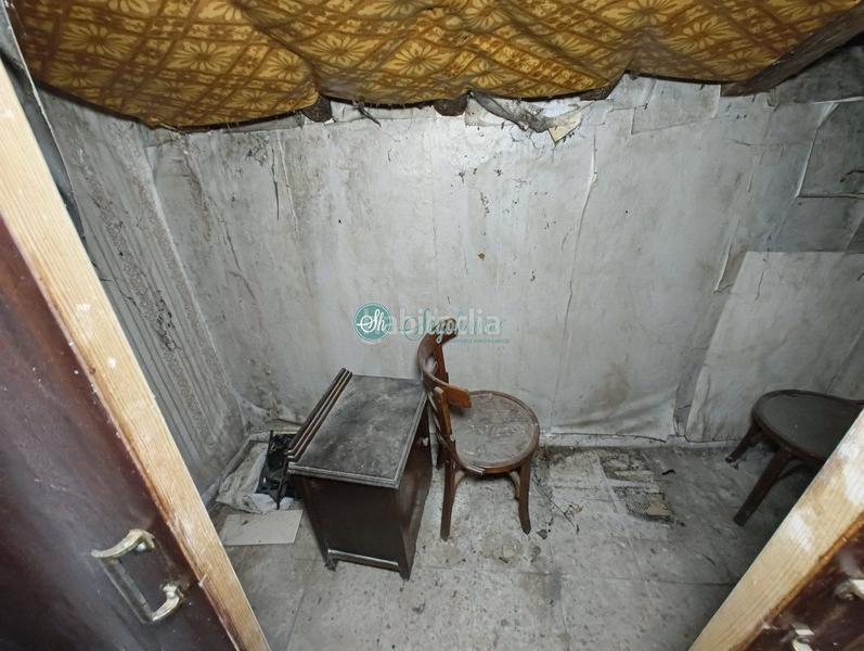 Foto 62c152ae-5273-4c5b-a712-ac2381910780. Casa amb aparcament a Basardilla
