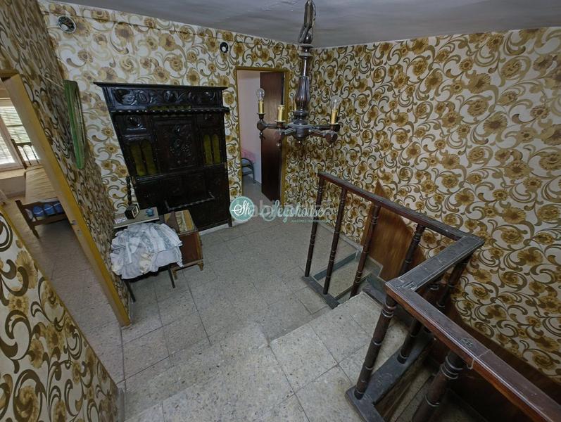 Foto 6e94fee8-27a4-4c5b-8d5a-d527b45640a8. Casa amb aparcament a Basardilla