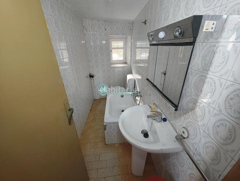Foto 8bd7b7d9-fd7e-468b-8a74-7c6a3d76b839. Casa amb aparcament a Basardilla